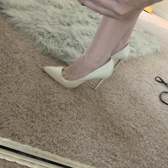 *SOLD*Off-White Proto Heel - Picture 2 of 6